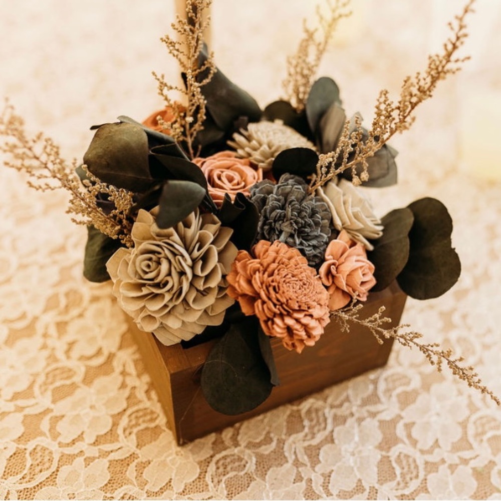 Sola Wood Flower Arrangement